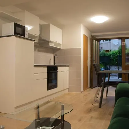 Cosy Charming Near The Palace Διαμέρισμα